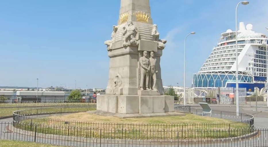Titanic Memorial