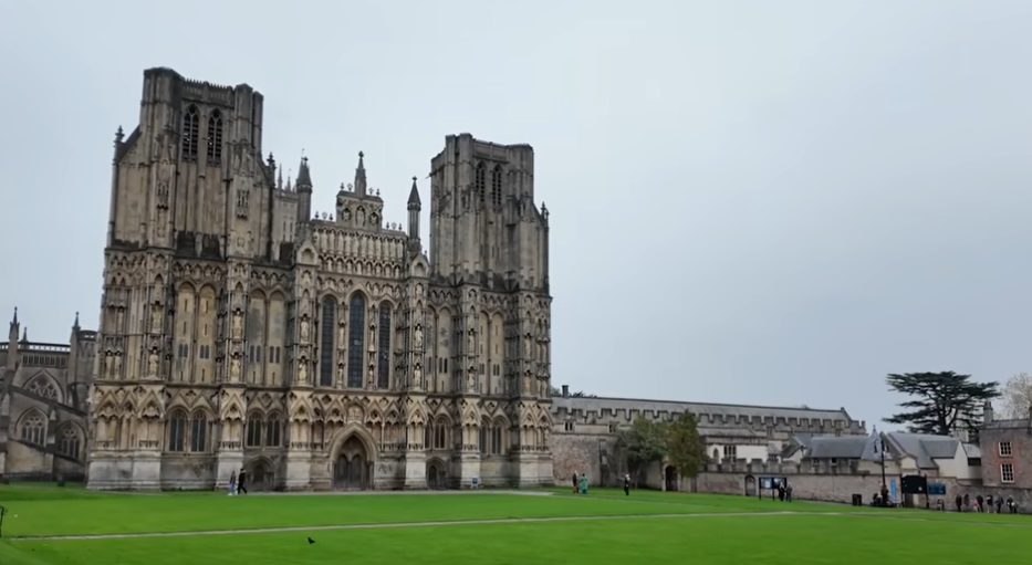 Wells City